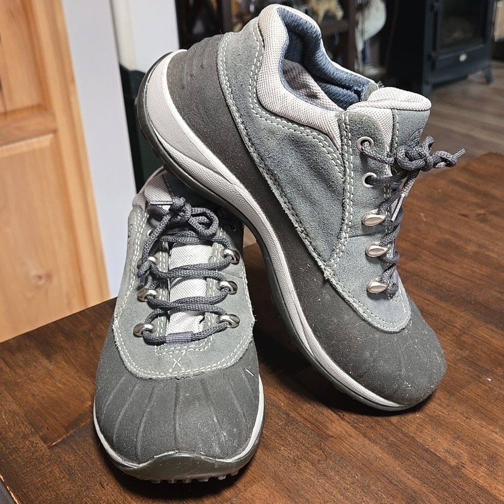 Kamik Camper Waterproof  Shoes Boots Outdoor Hiking Activewear Womens 7
